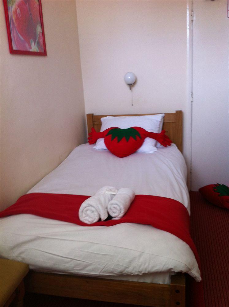 Hotel Strawberry Fields Hove Esterno foto