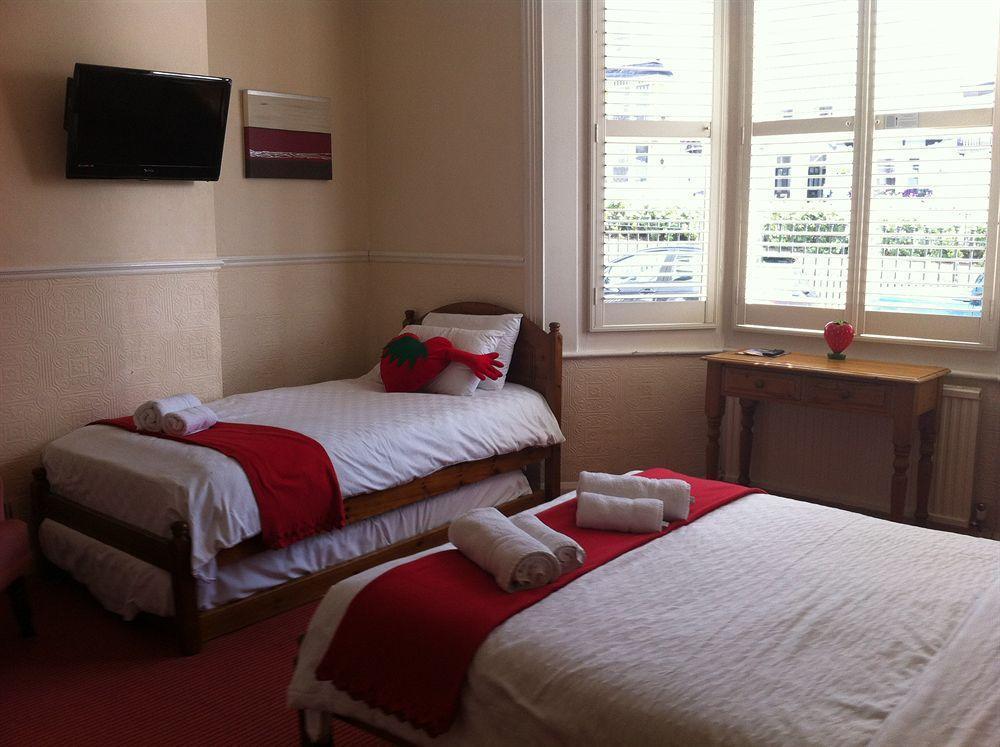 Hotel Strawberry Fields Hove Esterno foto
