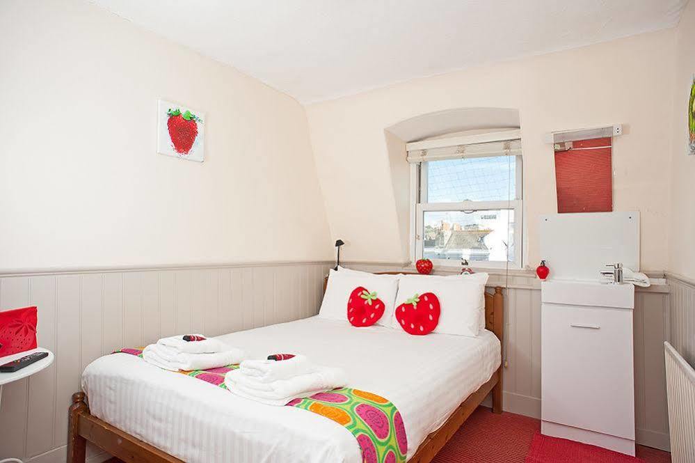 Hotel Strawberry Fields Hove Esterno foto